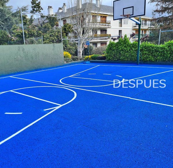 Foto Después del Trabajo de Reparacion Arreglo Pista de Baloncesto Hormigón Poroso "Tennisquick"