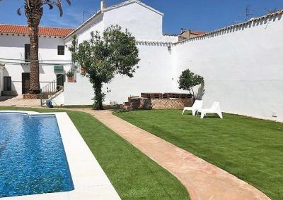 Presupuesto Instalar Cesped Artificial Piscina